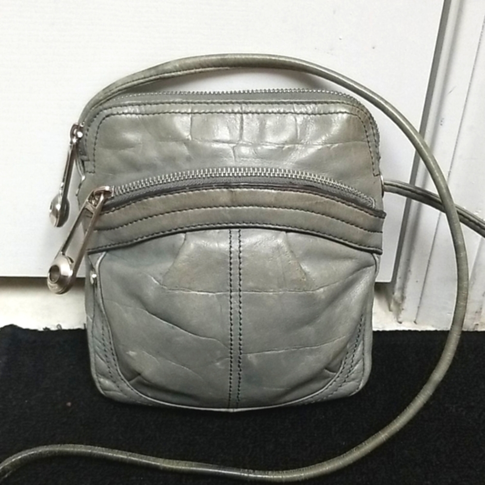 B MAKOWSKY leather crossbody bag